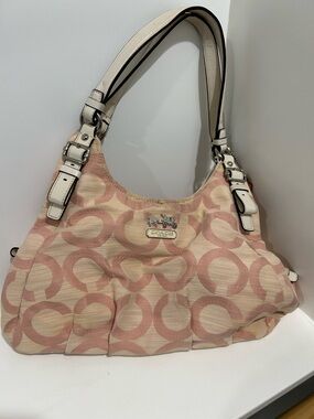 Large Pink Coach Shoulder Bag – 3 Compartments – Leather Straps – Used